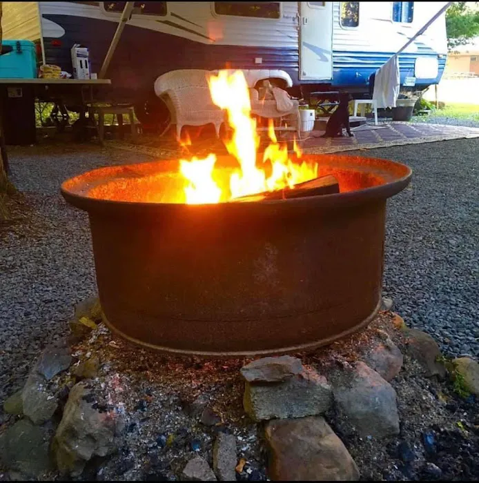 Cedar Valley Campsite Picture 4