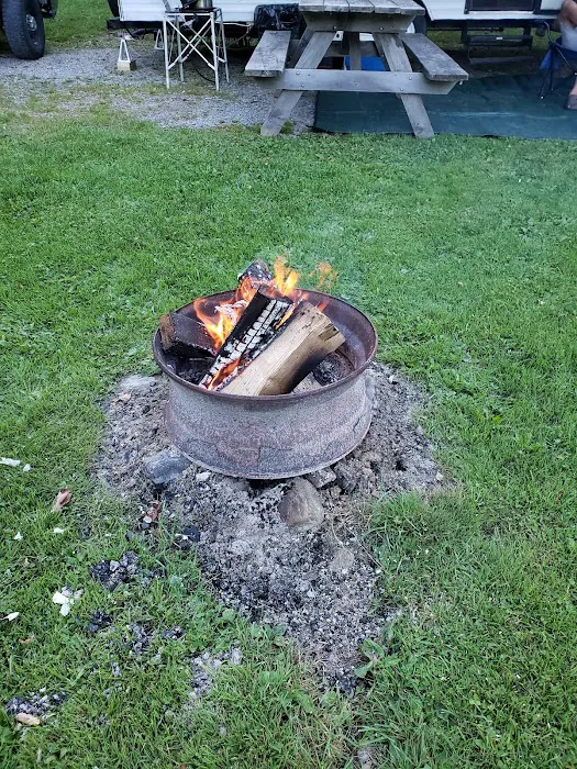 Cedar Valley Campsite Picture 3