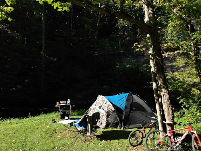 Cedar Valley Campsite Picture 9