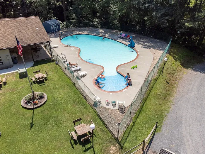 Camp-A-While Picture 4