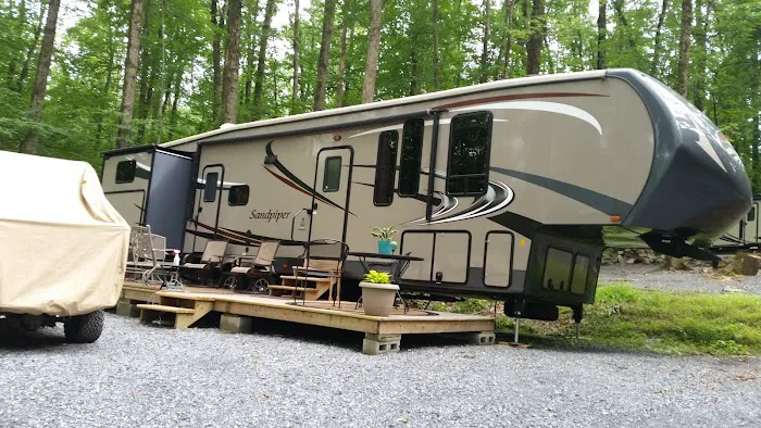 Adventure Bound Camping Resorts - Oak Creek Picture 10