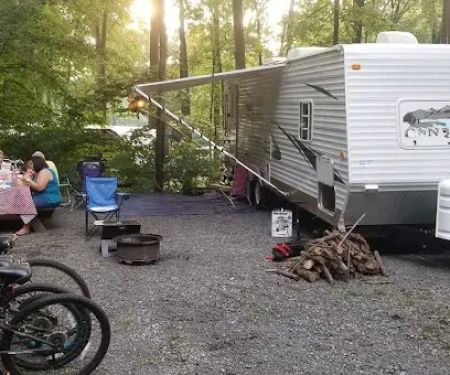 Adventure Bound Camping Resorts - Oak Creek