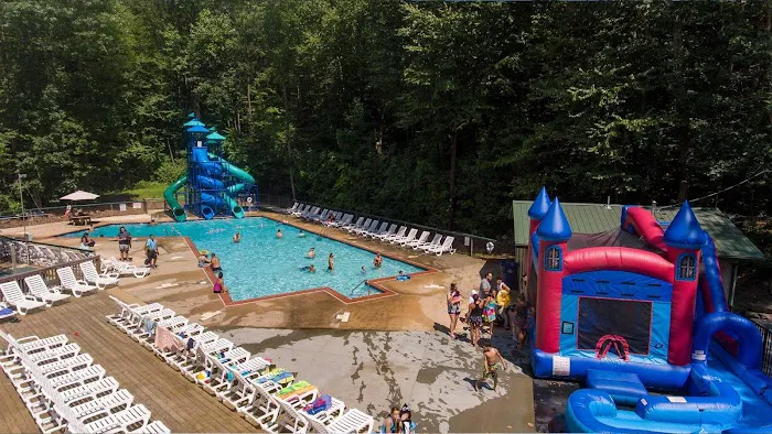 Adventure Bound Camping Resorts - Oak Creek Picture 6