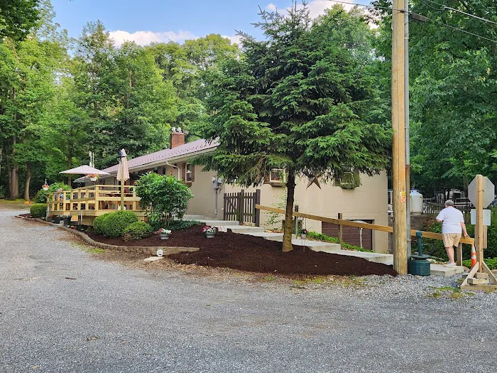 Shady Oaks Family Campground Picture 2