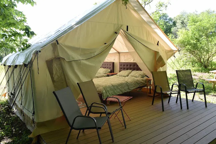 Peyper Fields Creekside Camp Picture 2