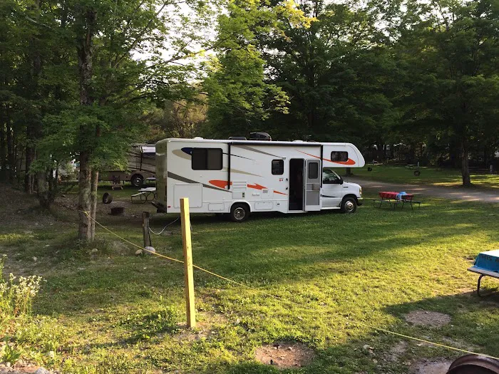 Aqua Vista Valley Campgrounds Picture 3