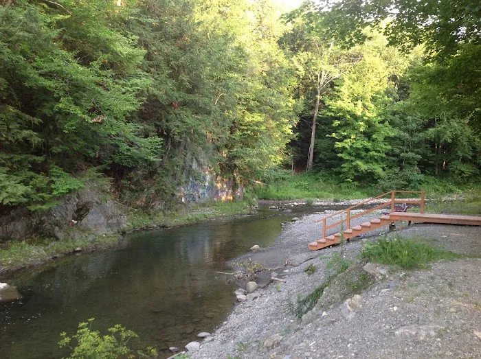 Aqua Vista Valley Campgrounds Picture 5