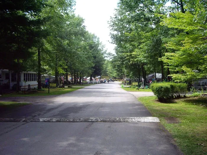 Adventure Bound Camping Resorts - Deer Run Picture 5