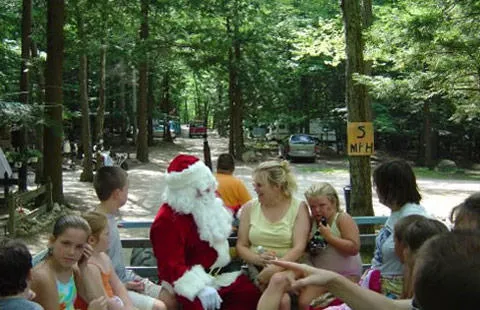 Northampton / Springfield KOA Holiday Picture 7