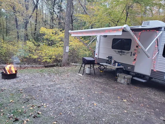 Wolf's Den Family Campground Picture 1
