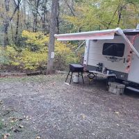 Wolf's Den Family Campground ico