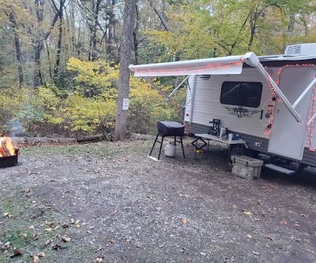 Wolf's Den Family Campground