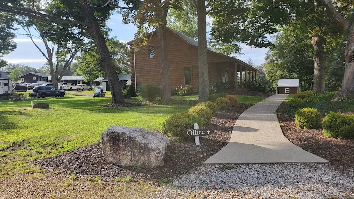 Grandview Camping & Cottages Picture 7