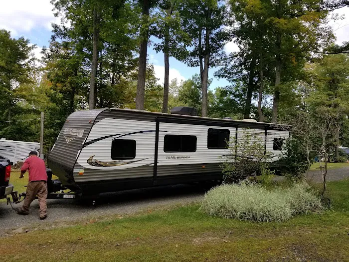 Markham Meadows Campground Picture 3