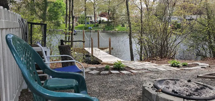 The Island Campground and Cottages Picture 9