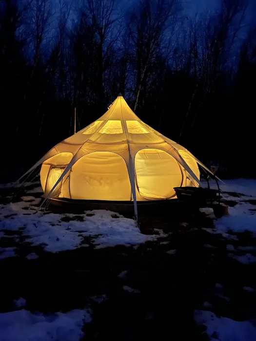 Sway Meadow Glamping | Camping Picture 4