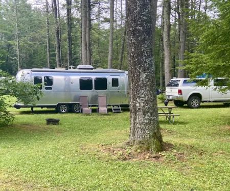 Whispering Pines Campsites & RV Park