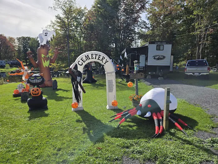 Trails End Campground and Mobile Home Park Picture 5