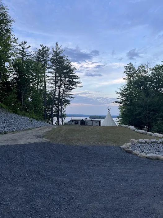 Rock Hollow Picture 9