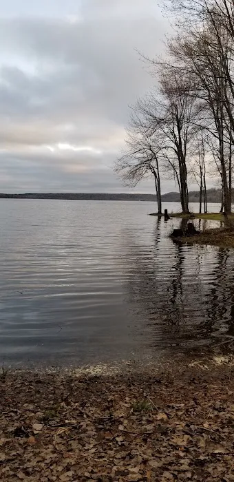 Adirondack Lakeside RV Park Picture 3