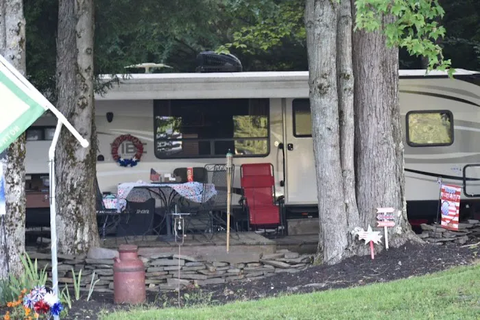 Forest Lake Campground Picture 4