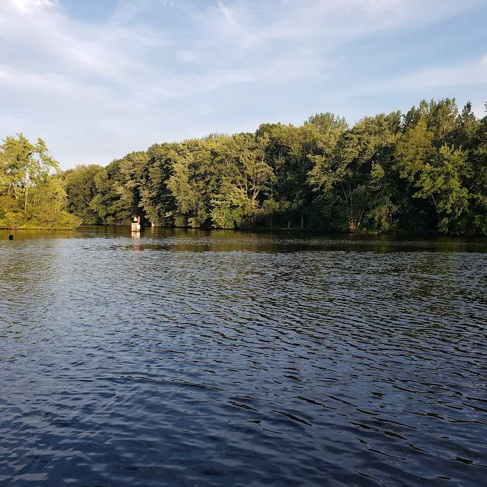 Paradise Cove Campground Picture 8