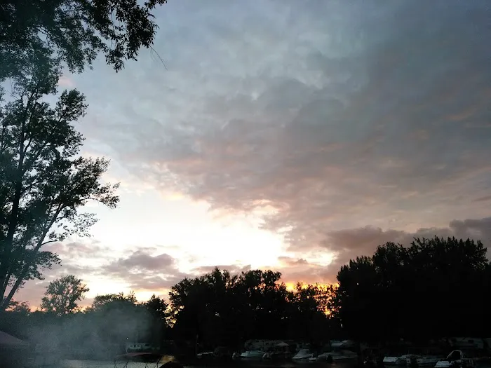 Paradise Cove Campground Picture 1