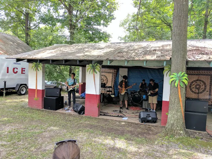 Hookie's Grove Picture 7