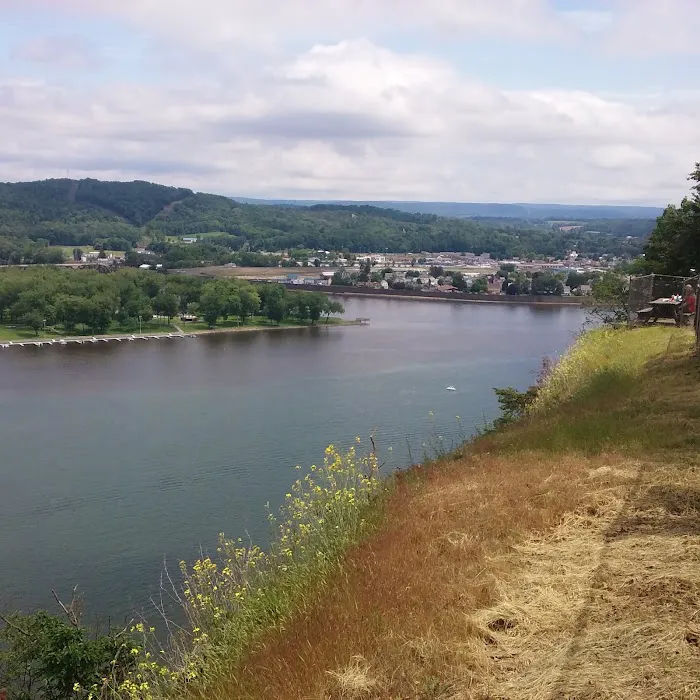 River Edge RV Camp & Marina Picture 5