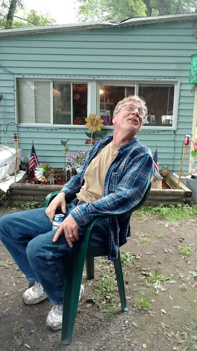 Stiely's Rivershore Campground Picture 3