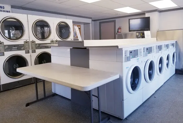 Riverside Campground Picture 7