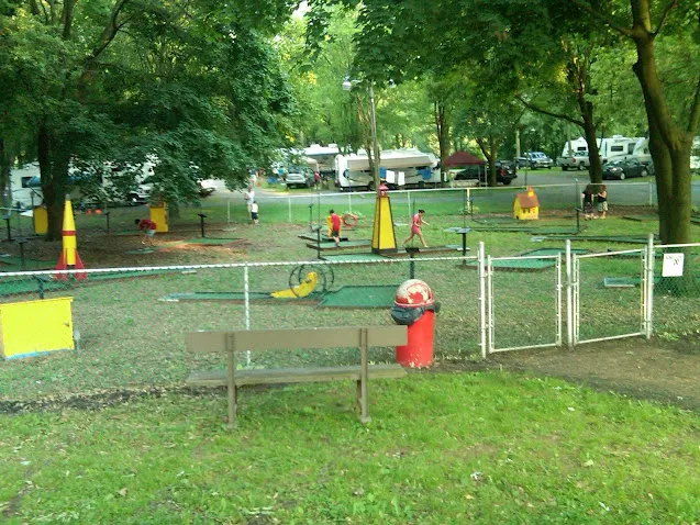 Cozy Corner Campground - Jonestown PA Picture 3