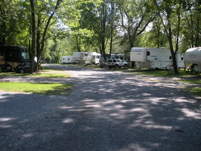 Cozy Corner Campground - Jonestown PA Picture 8