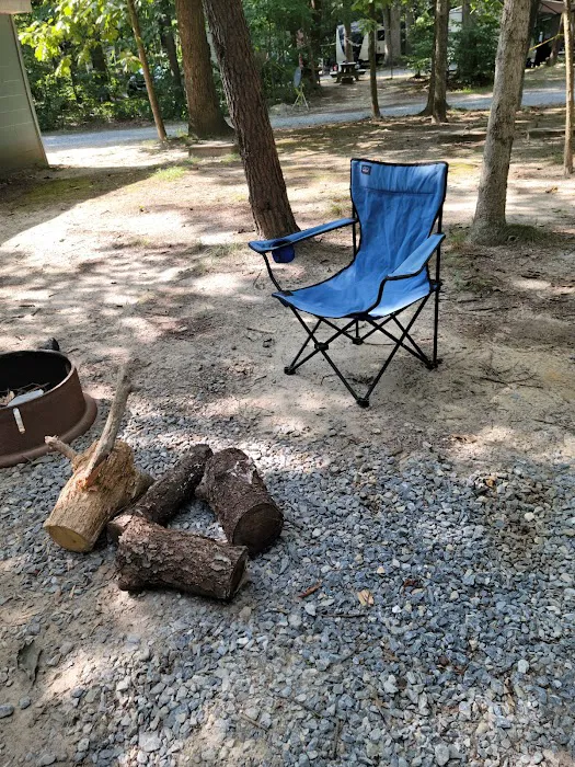 G & R Recreation Campground Picture 6