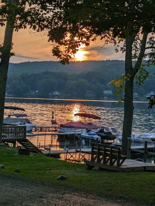 Lake Grove Park Picture 5