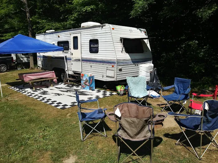 Spruce Row Campground Picture 3