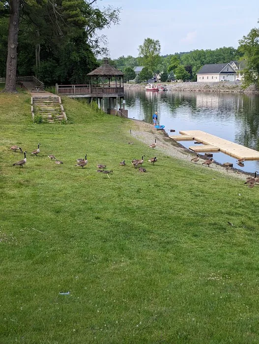 Schuyler Yacht Basin Picture 9