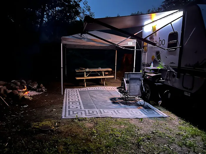 Rivers Edge Retreat Picture 1