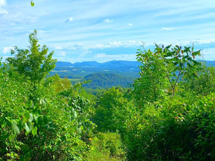 Rivers Edge Retreat Picture 5