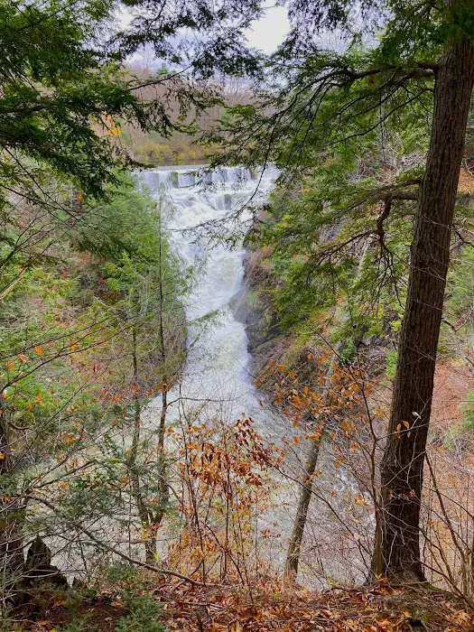 Rivers Edge Retreat Picture 6