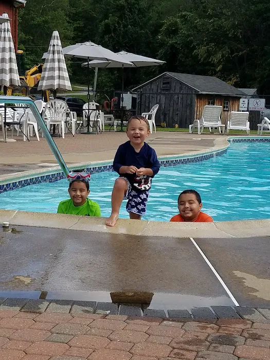 Roaring Brook Co-Op Camp Picture 3