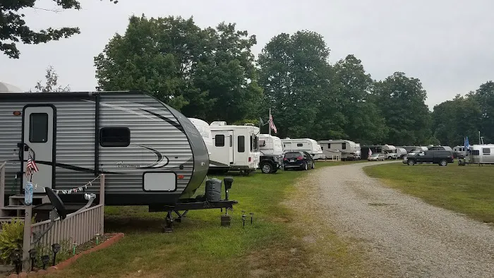 Travelers Woods NE Inc Picture 8