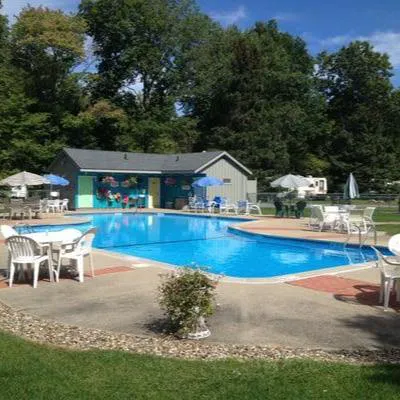 Acorn Acres Campground Picture 2