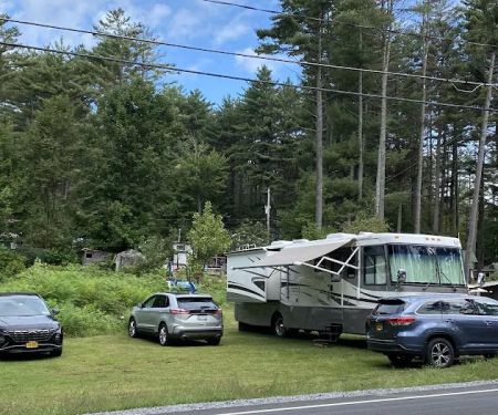 Ponderosa Pines Campgrounds and Bar