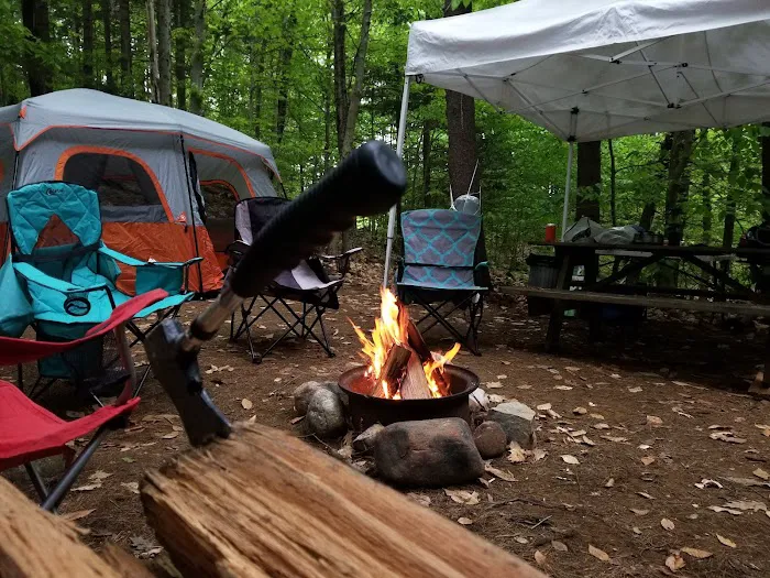 Rustic Barn Campground Picture 2