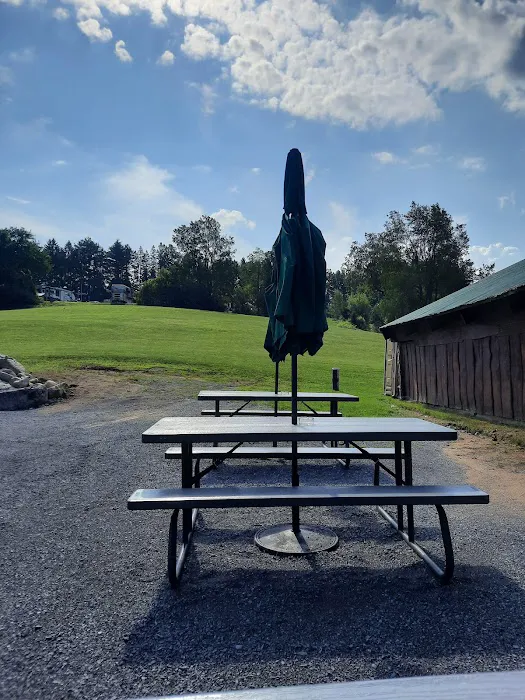 Stysh's Brown Barn Campgrounds Picture 6