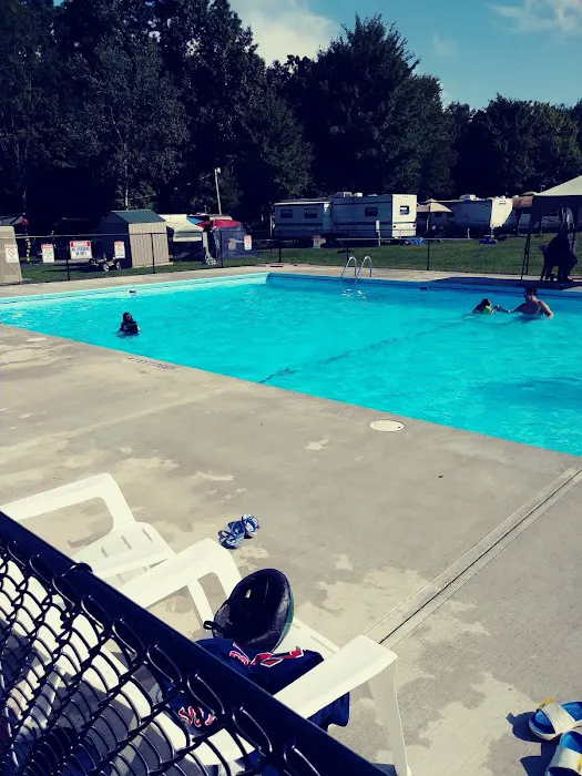 Oneida pines Resort Picture 4