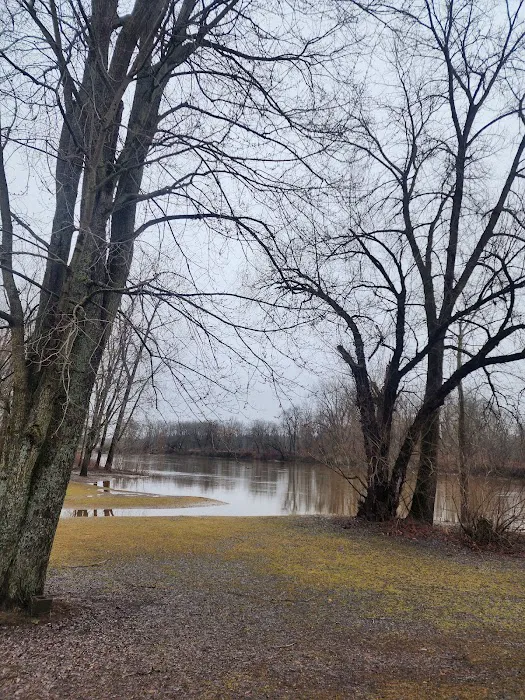 Mayfair Campground Picture 8