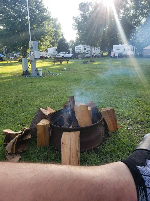 Mayfair Campground Picture 6