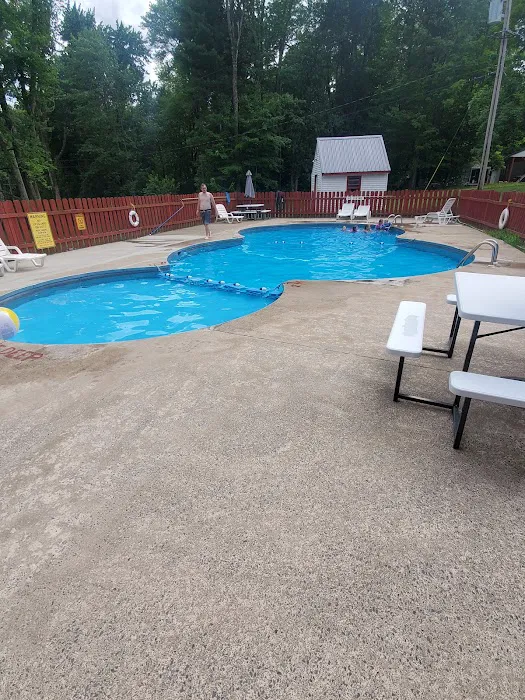 Whispering Woods Campground Picture 1